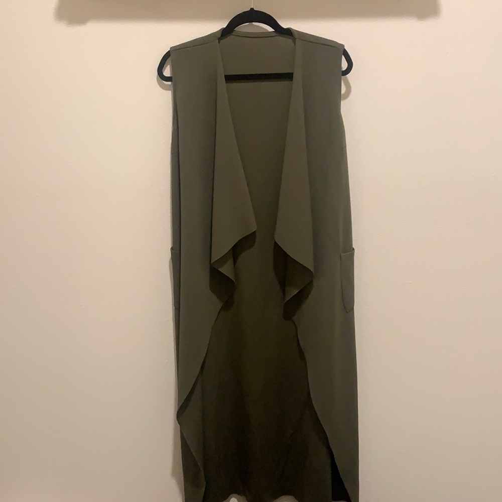 Women’s SHEIN Olive Green Sleeveless Duster